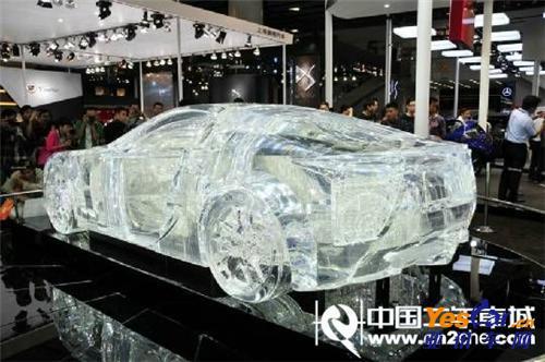 广州车展也刮透视风雷克萨斯水晶跑车亮瞎眼