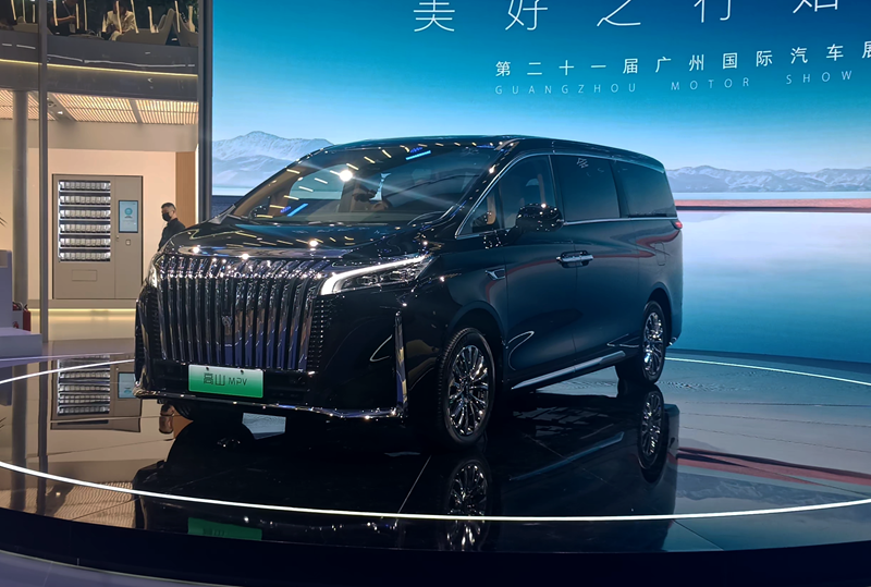 魏牌高山四驱在2023广州车展上迎来亮相，售价为40.58万元。